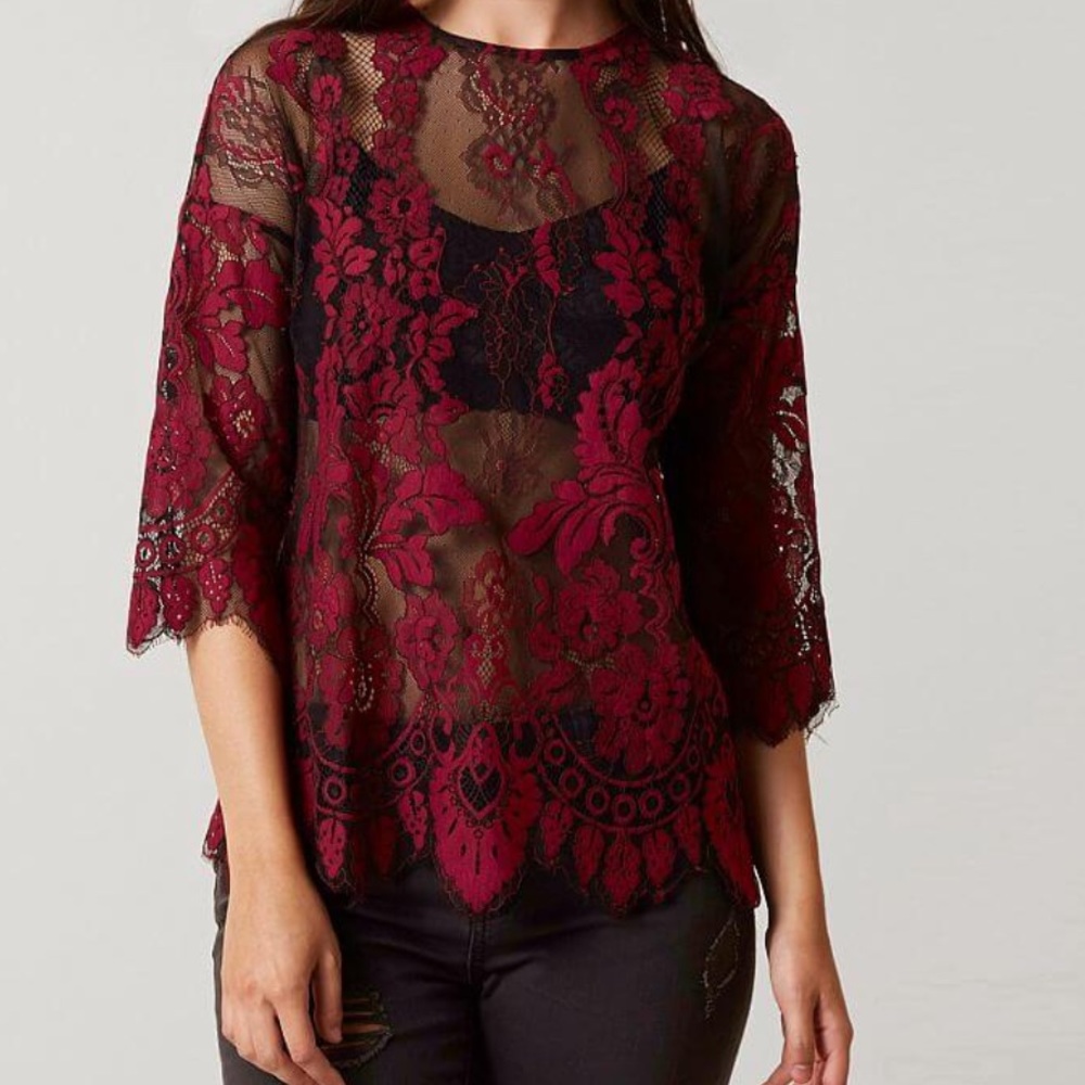 Blouse buckle